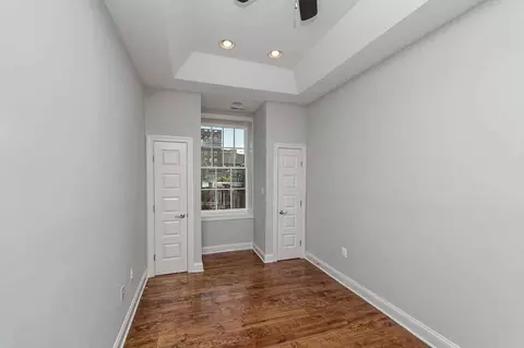 814 Cathedral St, Baltimore, MD 21201