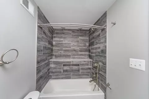 814 Cathedral St, Baltimore, MD 21201
