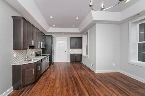 814 Cathedral St, Baltimore, MD 21201