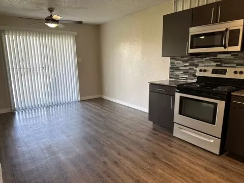5112 S 1st St, Austin, TX 78745