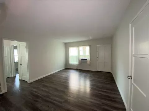 724 E Cedar Ave, Burbank, CA 91501