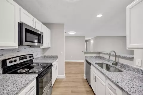 889 N Matthews Rd, Lake City, SC 29560