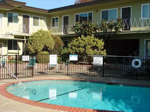 911 Lexington Ave, El Cerrito, CA 94530
