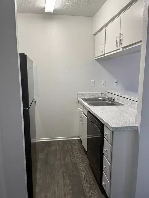 15505 Hillcrest Rd, Dallas, TX 75248