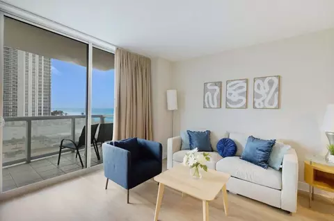 18683 Collins Ave, Sunny Isles Beach, FL 33160