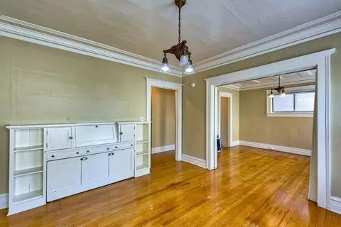 807 SW 14th Ave, Portland, OR 97205