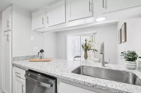12435 N 28th Dr, Phoenix, AZ 85029 photo 8