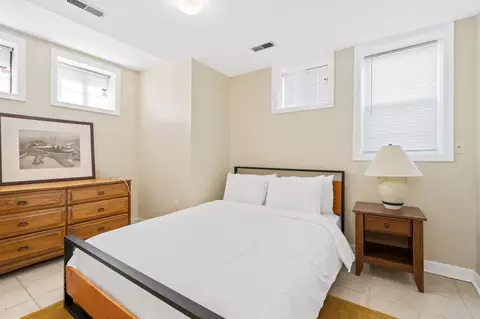 1425 P St NW, Washington, DC 20005 photo 4