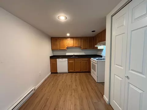 555 Worcester St, Southbridge, MA 01550
