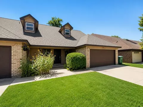 7716 Sable Ln, North Richland Hills, TX 76182