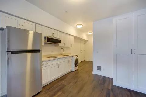2508 N 50th St, Seattle, WA 98103