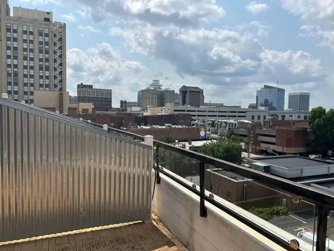 115 E Broad St, Richmond, VA 23219