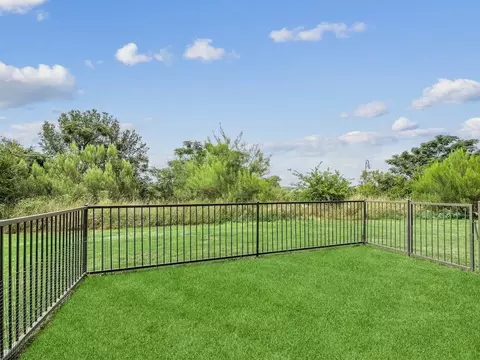 2323 Wolf Ranch Pkwy, Georgetown, TX 78628 photo 10