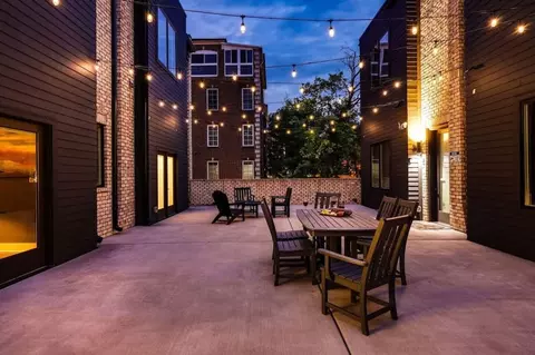 W End Ave, Nashville, TN 37203