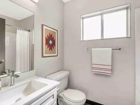 401 N Pass Ave, Burbank, CA 91505 photo 18