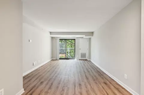 8860 Piney Branch Rd, Silver Spring, MD 20903 photo 3