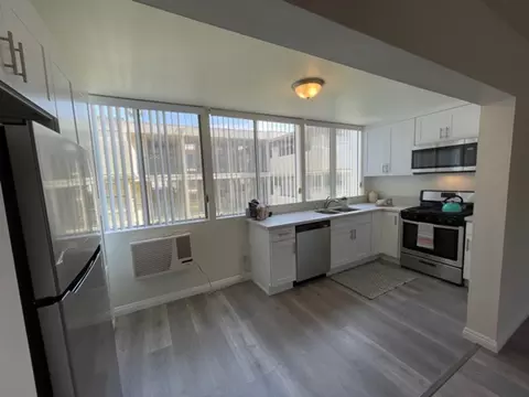 160 S Michigan Ave, Pasadena, CA 91106
