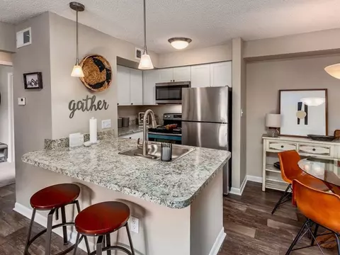 7325 Goldenpointe Blvd, Azalea Park, FL 32807