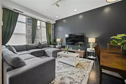 160 E Berkeley St, Boston, MA 02118