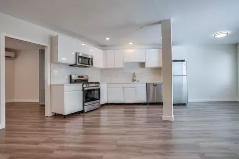 715 Marlborough Ave, Inglewood, CA 90302