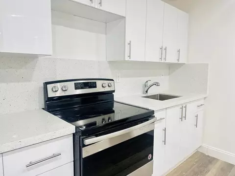 1600 NW 7th Ct, Miami, FL 33136