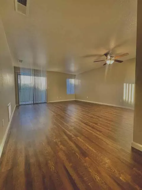 8200 Kroll Way, Bakersfield, CA 93311 photo 5