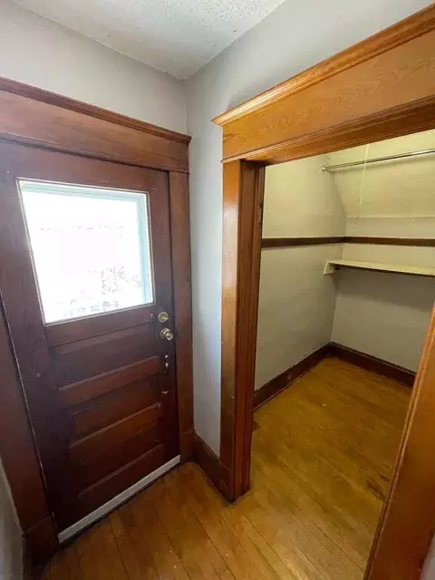 3718 Oakland Ave, Minneapolis, MN 55407