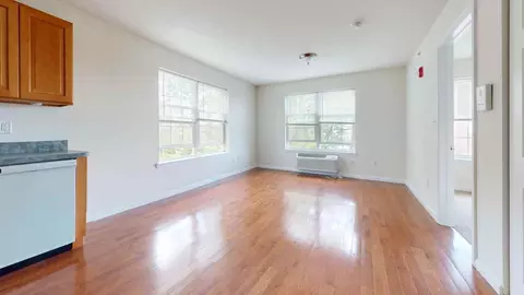 4834 Penn St, Philadelphia, PA 19124