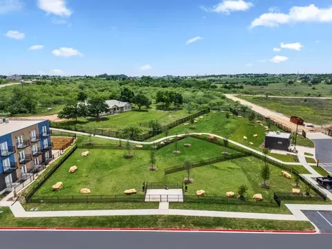 883 C Bud Stockton Loop, Jarrell, TX 76537 photo 27