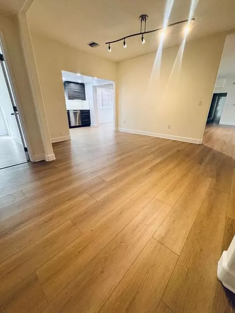 317 S Hamel Rd, Los Angeles, CA 90048 photo 24