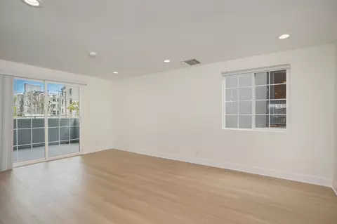 317 S Hamel Rd, Los Angeles, CA 90048 photo 5