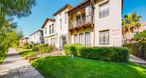 654 S Dunsmuir Ave, Los Angeles, CA 90036