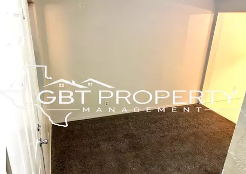 208 N Church St, Hillsboro, TX 76645