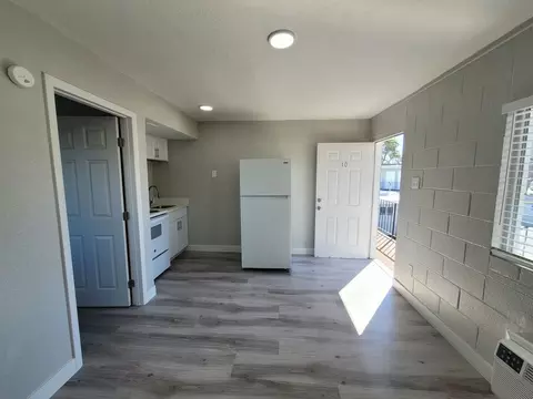110 E Bonanza Rd, Las Vegas, NV 89101