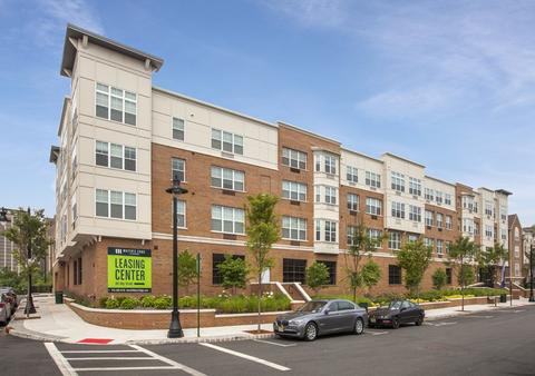 301 Dey St, Harrison, NJ 07029 photo 16