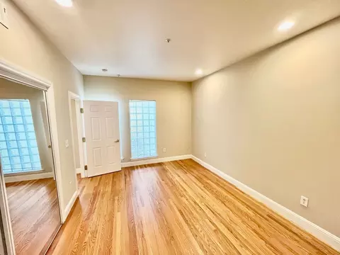 6838 Geary Blvd, San Francisco, CA 94121 photo 4