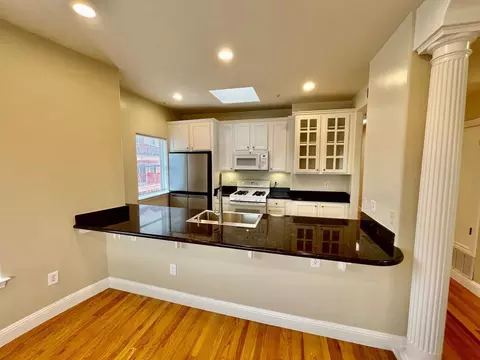6838 Geary Blvd, San Francisco, CA 94121 photo 2