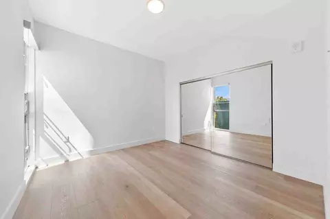 1001 N Fairfax Ave, West Hollywood, CA 90046 photo 10
