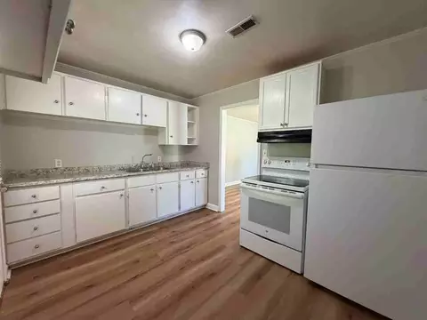 2725 Bancroft St, Charlotte, NC 28206 photo 2
