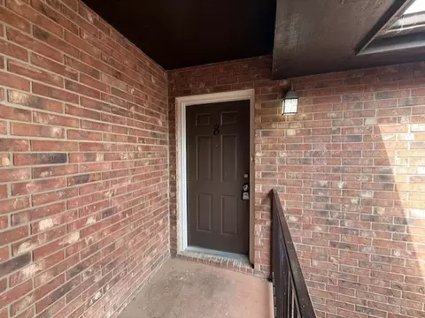 1001 E Travis St, Laredo, TX 78040
