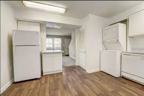 2801 Forest Glen Rd, Baltimore, MD 21216