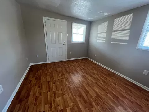 1236 Scott Ave, Fort Wayne, IN 46807