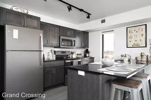 21 W Jefferson St, Waterloo, IA 50701