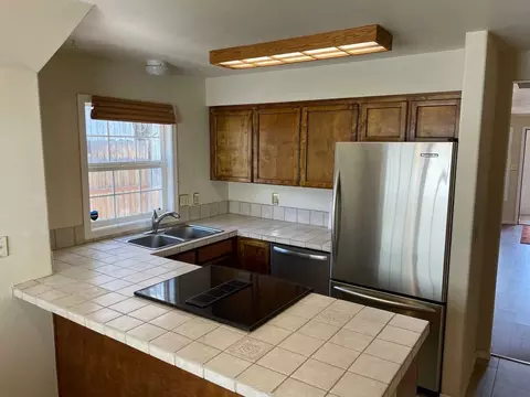 824 NW Newport Ave, Bend, OR 97703