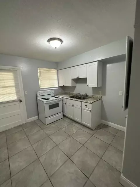 2100 Palafox St, Jacksonville, FL 32209