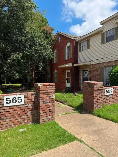 557 Old Hickory Blvd, Jackson, TN 38305