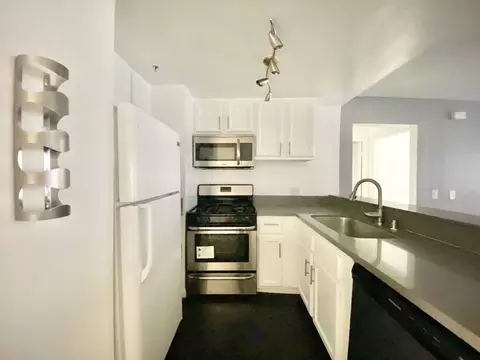 256 S Rampart Blvd, Los Angeles, CA 90057