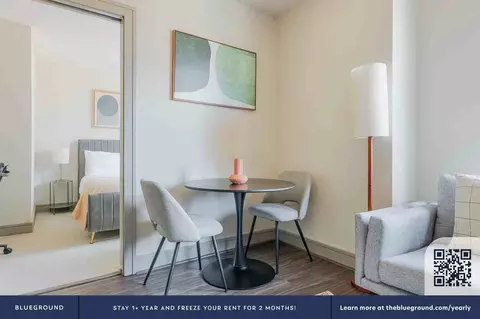 8 Whittier Pl, Boston, MA 02114 photo 6
