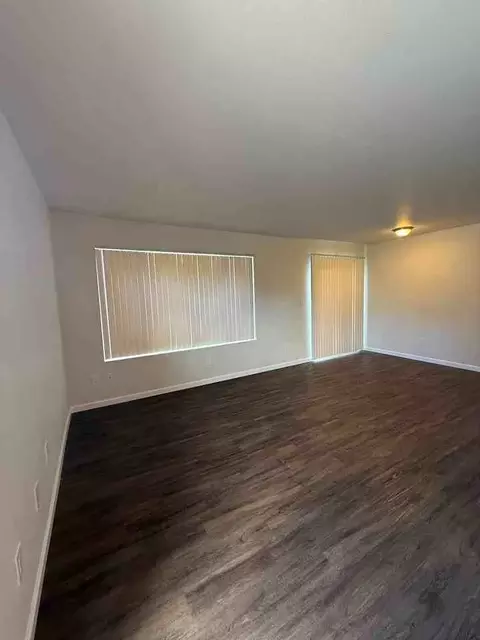 401 W Blackburn Rd, Mount Vernon, WA 98273