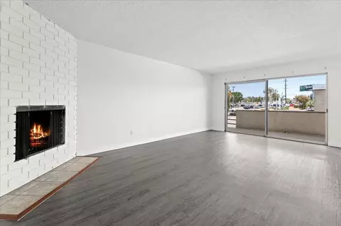 5232 Fairview Blvd, Ladera Heights, CA 90056